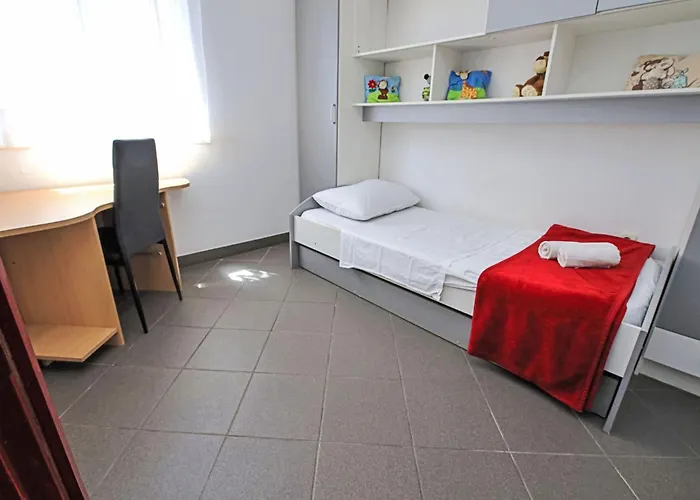 Apartment Snjezana-5 By Interhome